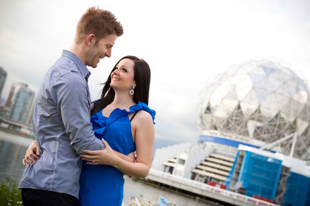 athlete's village vancouver, engagement photography, false creek, wedding, photos