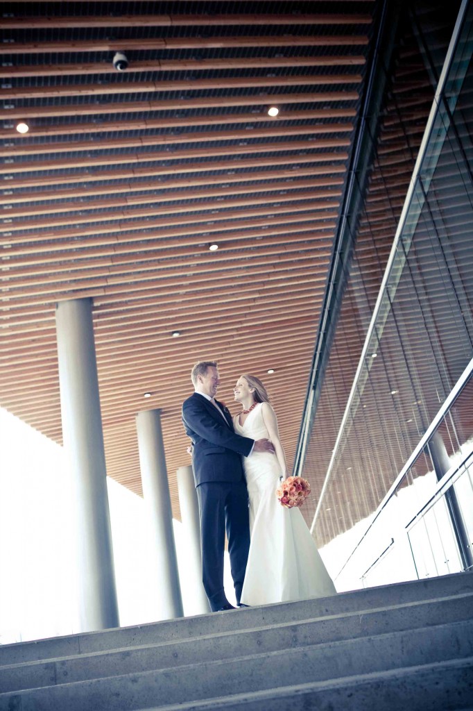 wedding photography, vancouver convention centre, urban