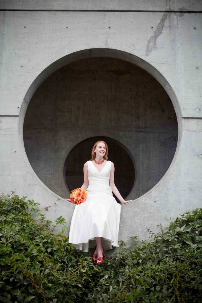 coal harbour, wedding photos, buy the bunch, flowers, wedding, photography, photos, vancouver