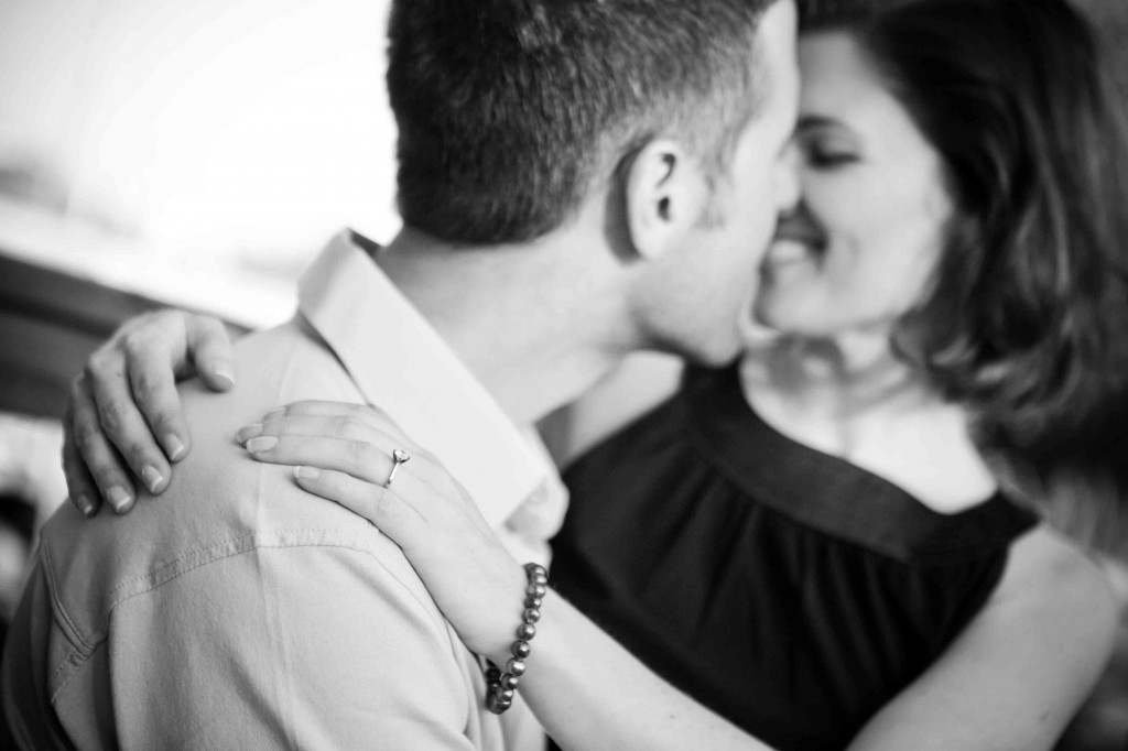 engagement ring, black & white, steveston, engagement, photos, photography, vancouver