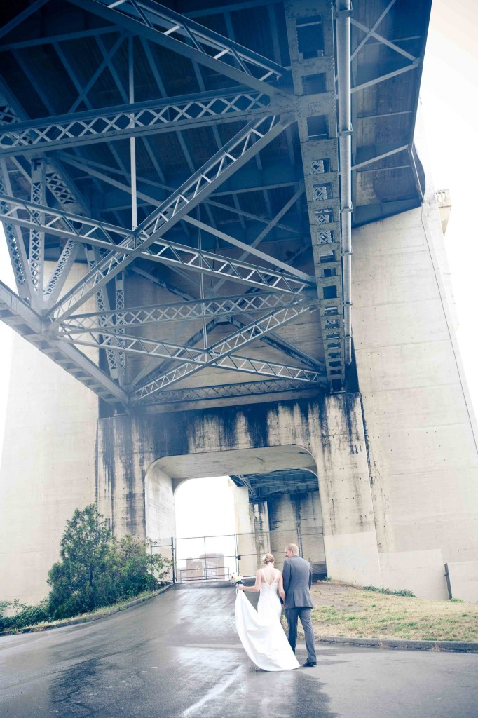 burrard bridge, urban, wedding photo, vancouver, wedding photographer, photos, couple, bridge