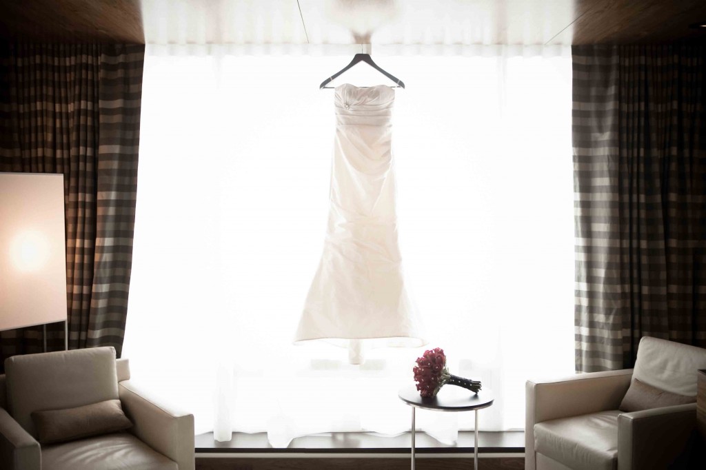 dress, wedding, wedding dress, fairmont pacific rim, room, wedding photos, vancouver