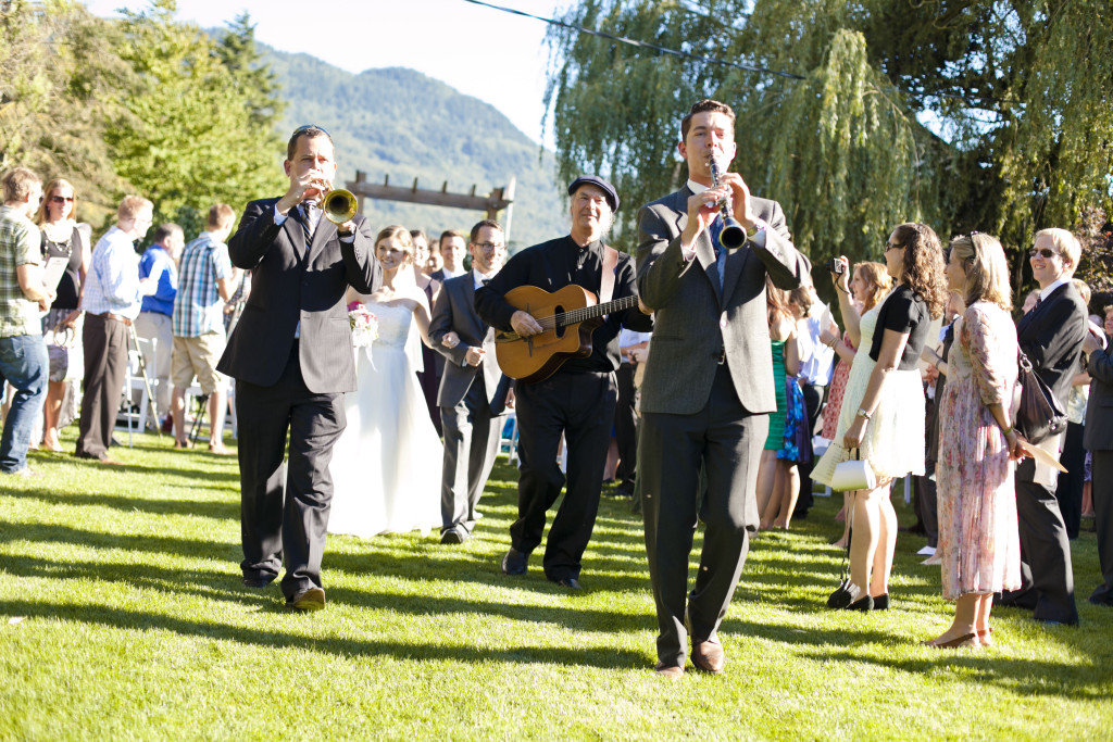 music parade, abbotsford wedding ceremony