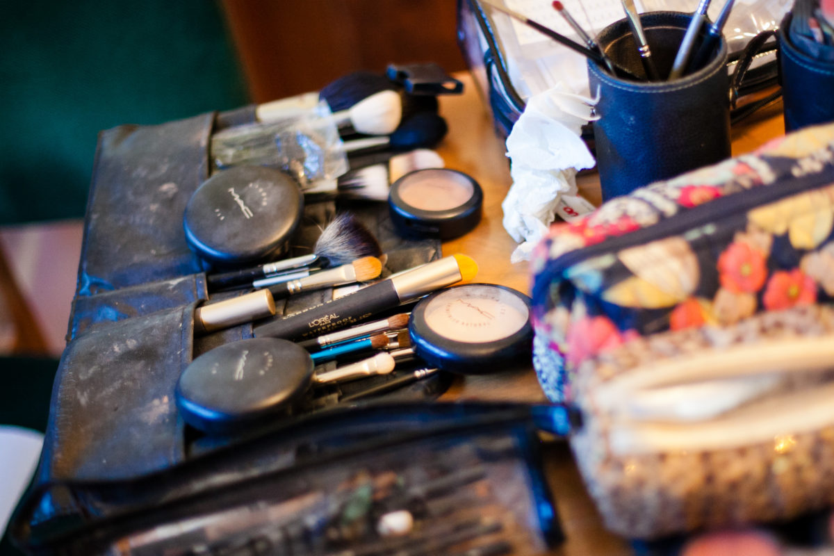 getting ready photos, wedding makeup