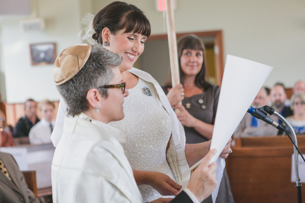 reading the ketubah