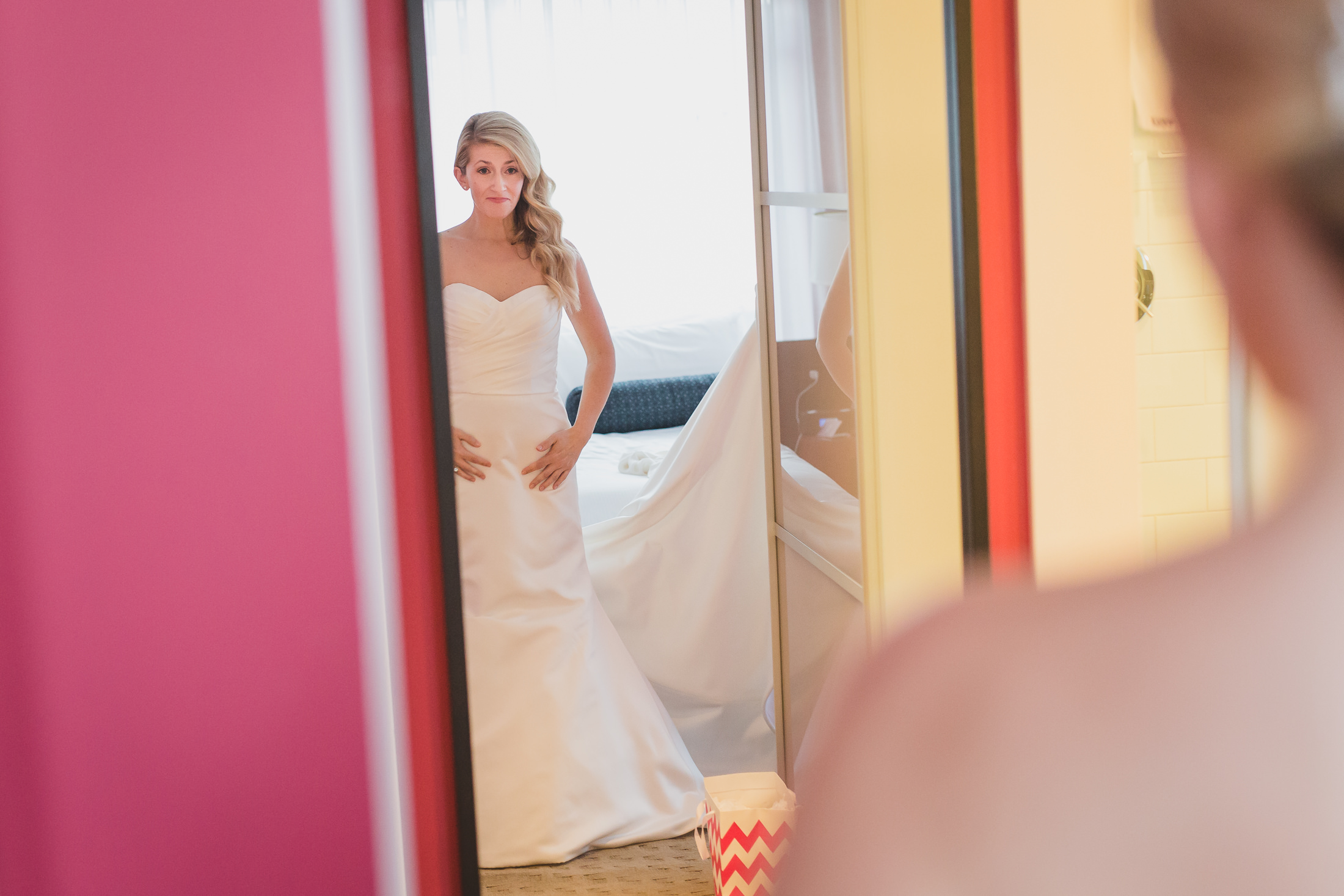 vancouver bride getting ready