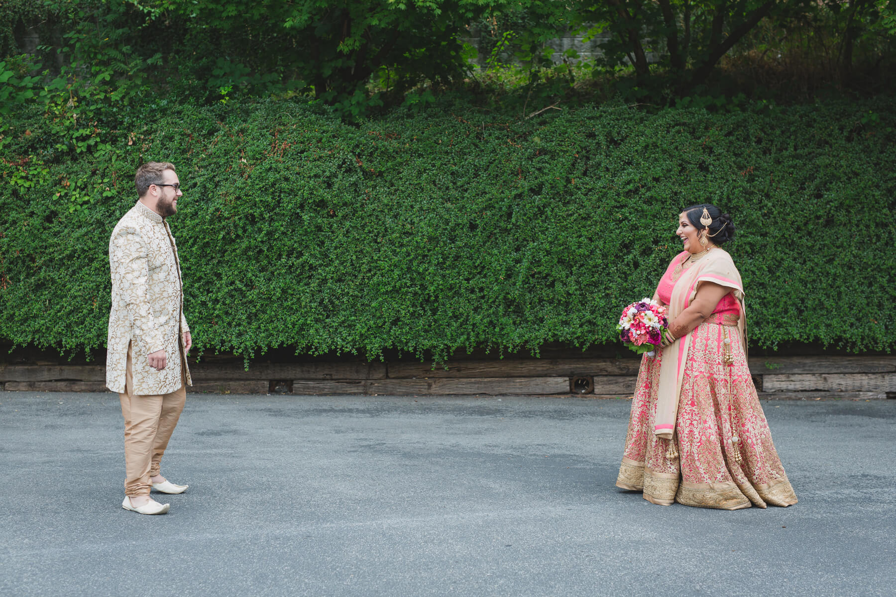 bride and groom first look vancouver