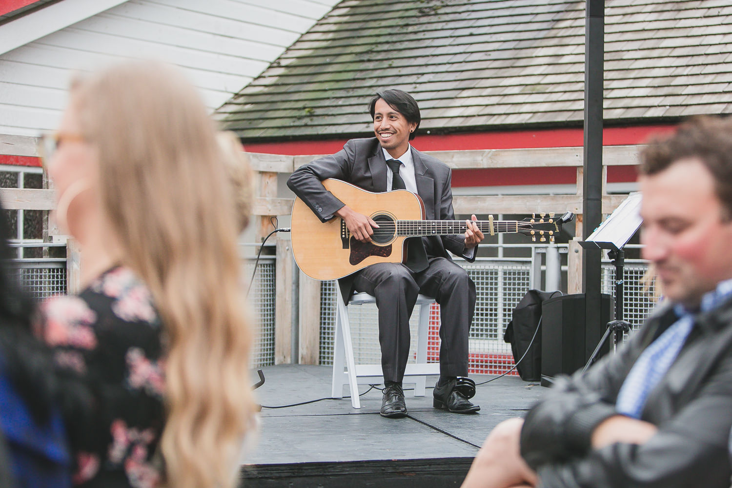 ruel morales guitarist at wedding ceremony vancouver