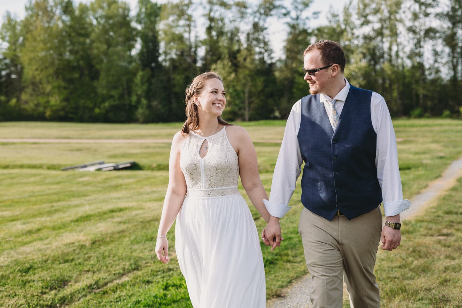 campbell valley park couples portraits after elopement ceremony