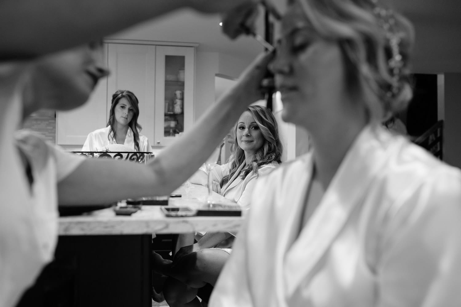 jamie hyslop makeup getting bride and bridesmaids ready