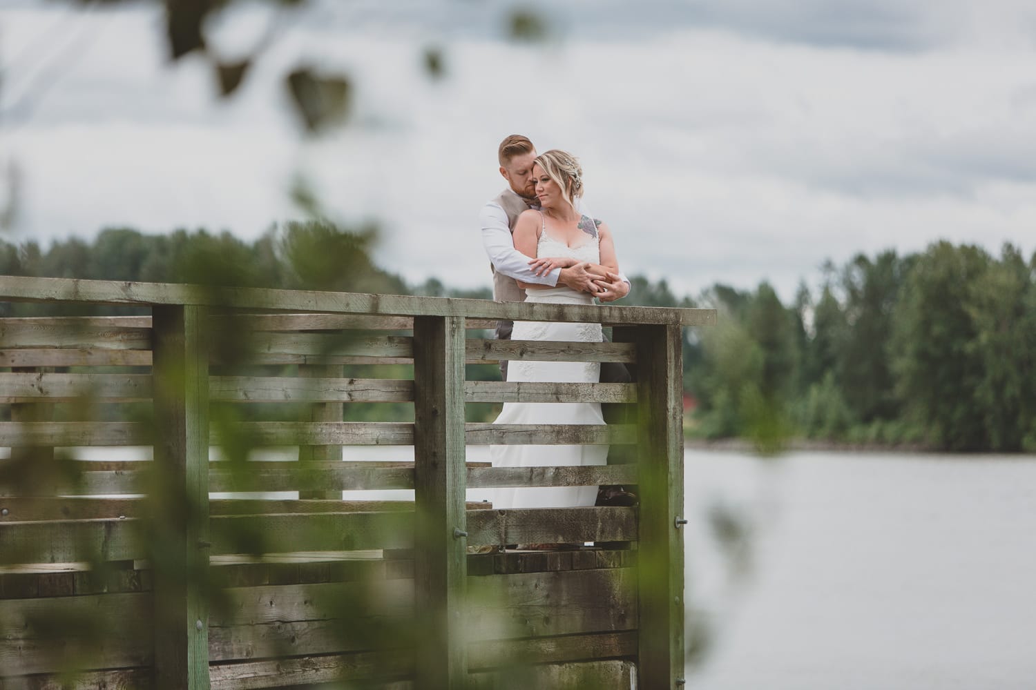 wedding couple portrait on dock in pitt meadows at south bonson wedding