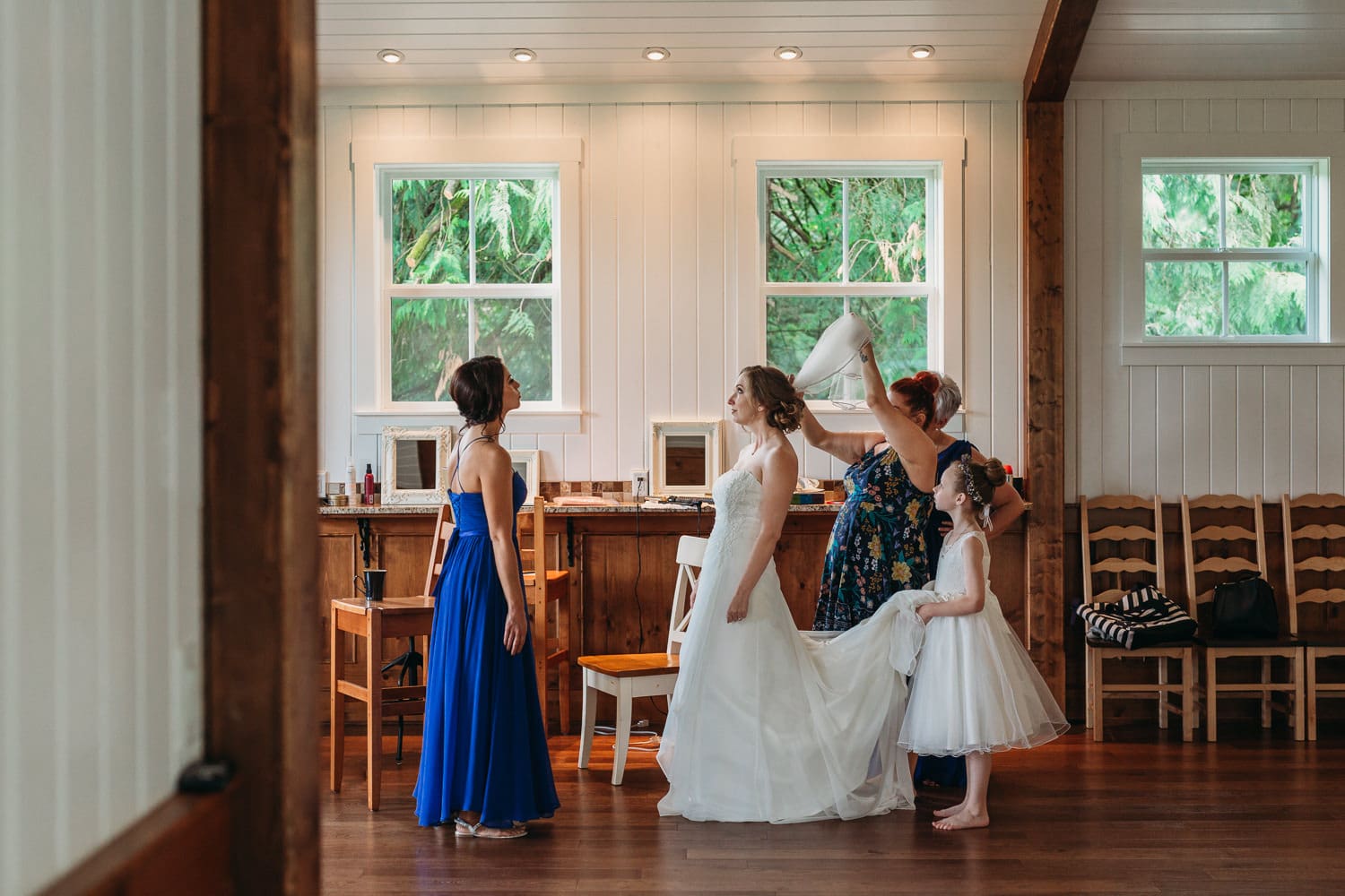 getting ready suite at heronsbridge weddings