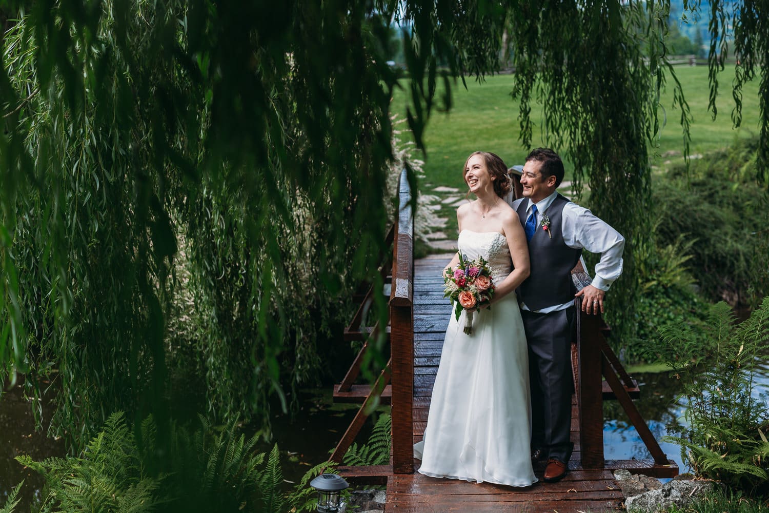 heronsbridge weddings couples portrait on bridge