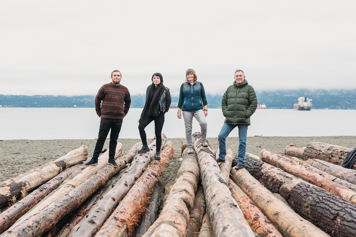 casual family photography in vancouver at the beach in winter