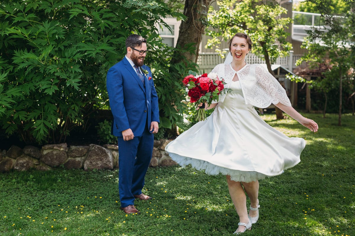 fun first look photos with bride spinning