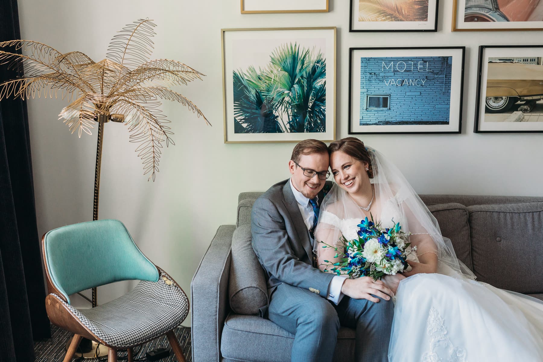 wedding couple portraits in Hotel Belmont Vancouver