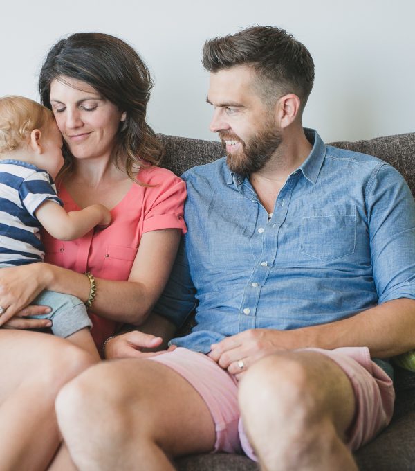 alternative family photography in new westminster at home session